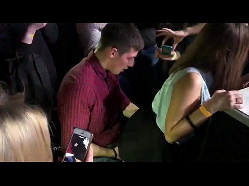❤️ Tunay na sex sa isang Russian nightclub. Ang 18-taong-gulang na batang babae na Ruso sa anus at puki ay nakipagkamay sa isang nightclub ️❌ Porno fb sa tl.mysexpics.ru